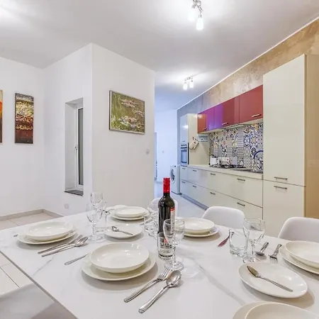 Apartment Modern 2-bedroom Maisonette In Swieqi *