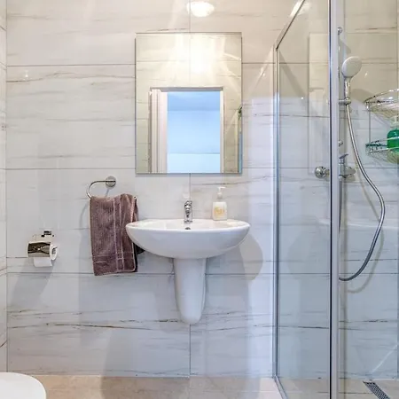 Modern 2-bedroom Maisonette In Swieqi Apartment